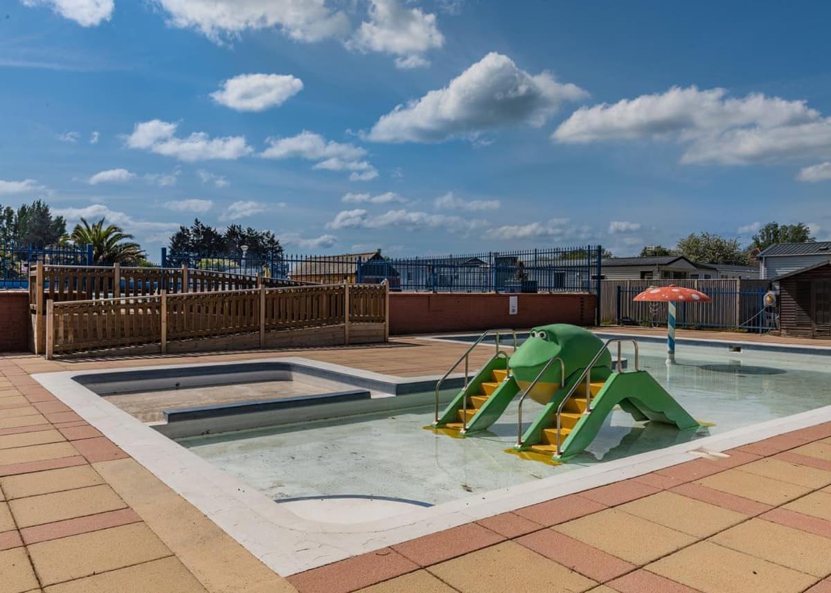 Riverside Caravan Holiday Park بوغنور ريجيس المظهر الخارجي الصورة