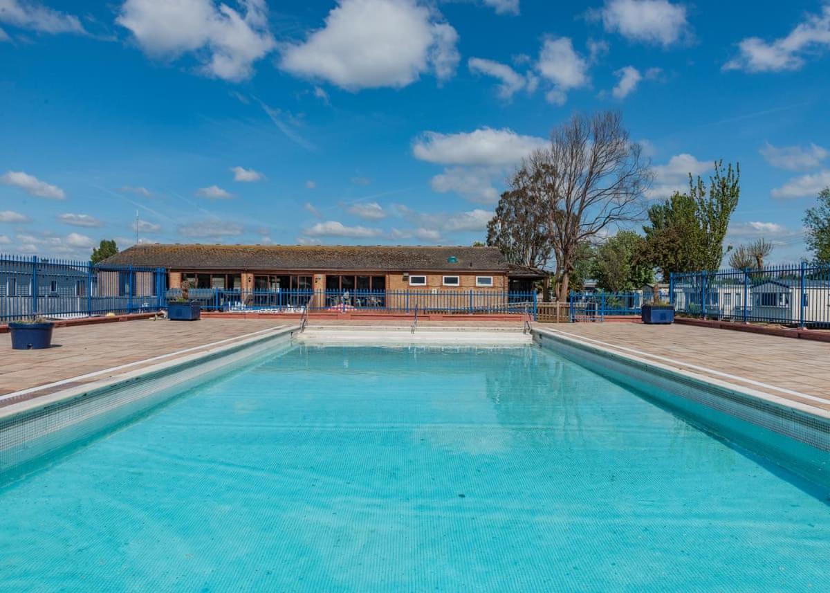 Riverside Caravan Holiday Park بوغنور ريجيس المظهر الخارجي الصورة