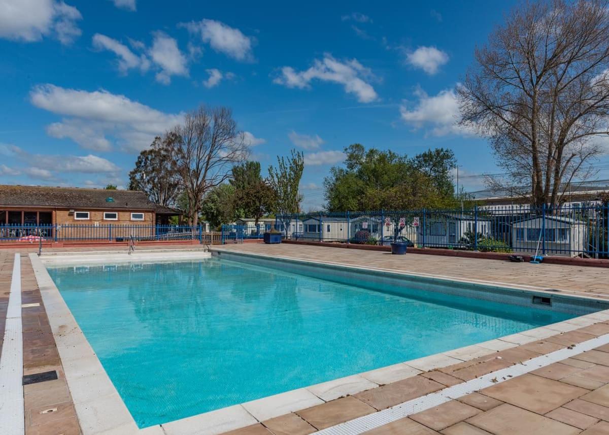 Riverside Caravan Holiday Park بوغنور ريجيس المظهر الخارجي الصورة