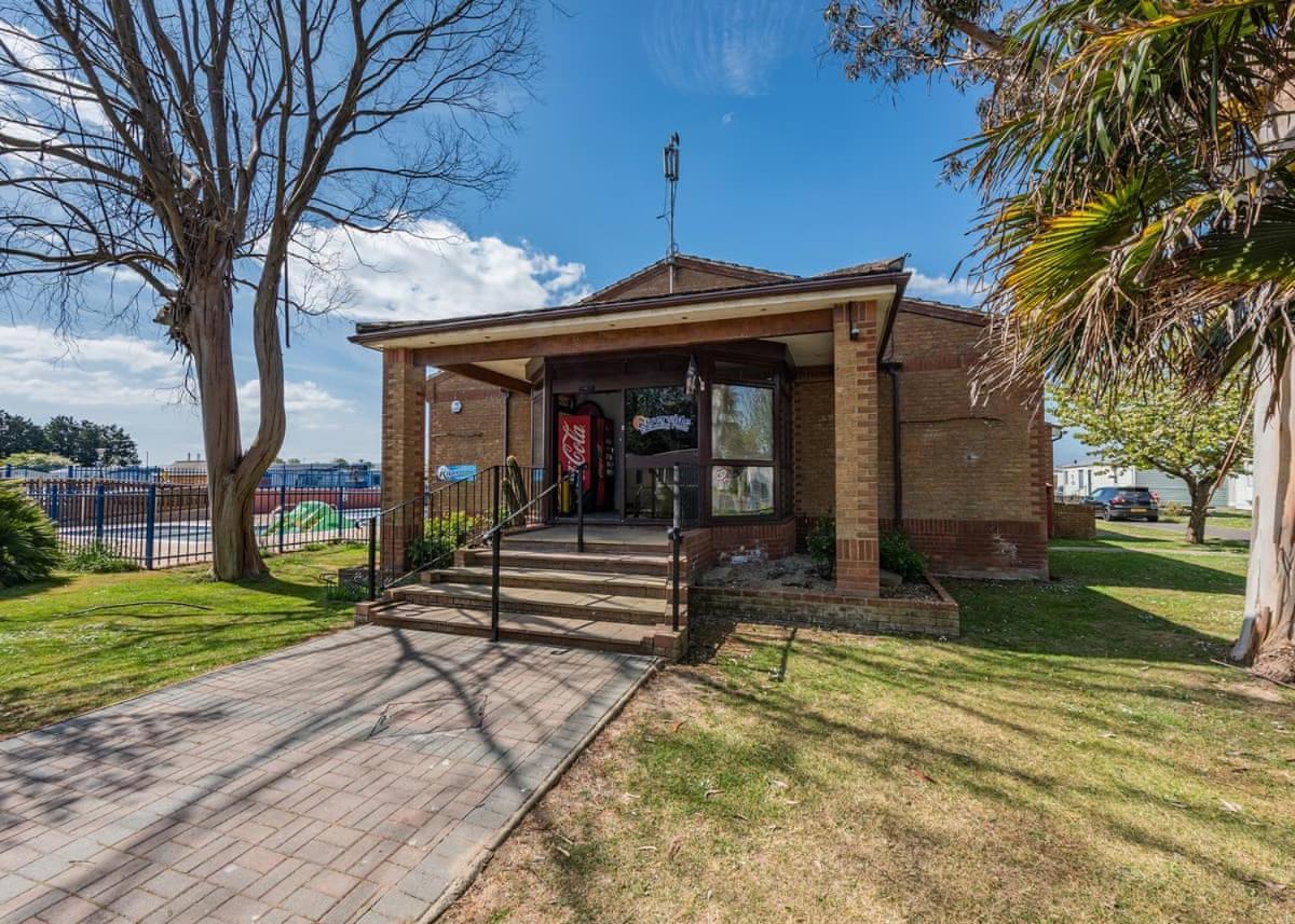 Riverside Caravan Holiday Park بوغنور ريجيس المظهر الخارجي الصورة